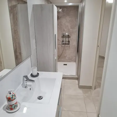 Grand Duplex - 2 - 5pers - Proche Thermes Et Centre De